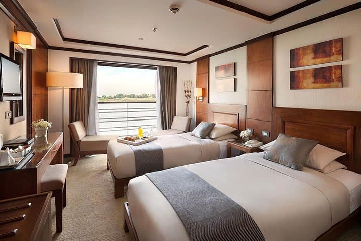 4-Day Nile cruise Aswan to Luxor with Abu Simbel & Guided Tours