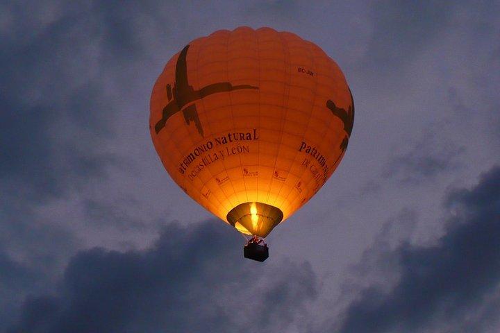 Hot-Air Balloon Ride over Madrid’s Guadarrama Regional Park