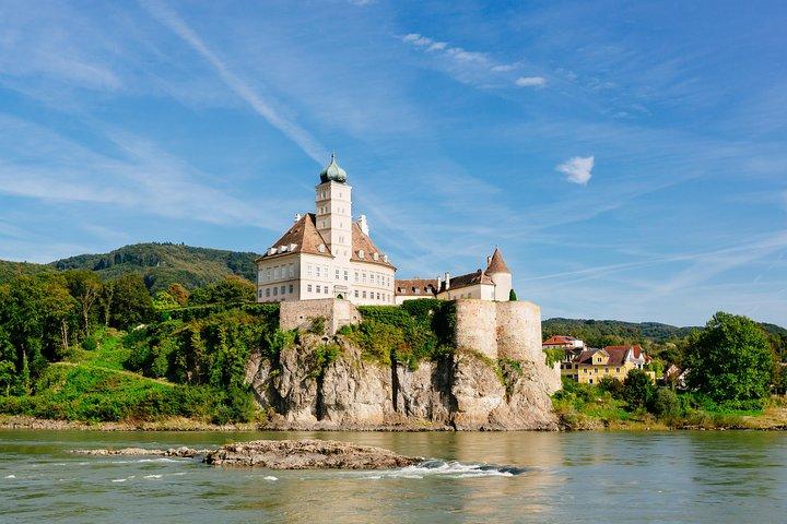 Danube Valley Day Trip from Vienna