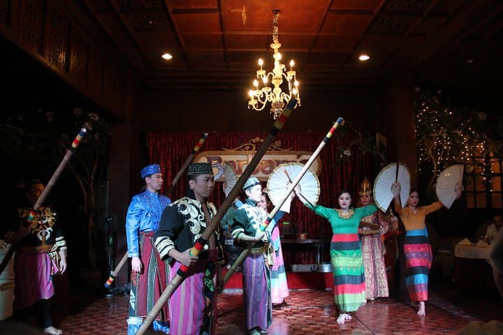 Cultural Dance Show with Dinner in Manila
