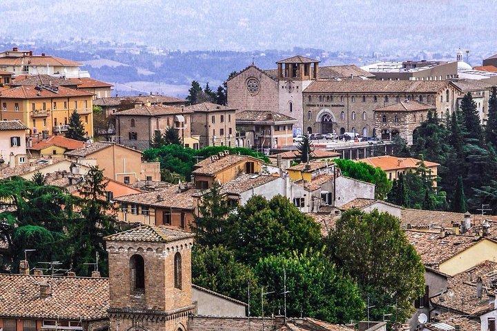 Day Trip: Perugia Private Tour with Lunch and Perugina Chocolate House