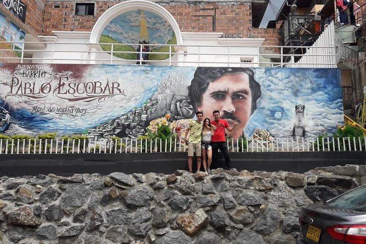 Pablo Escobar Tour : Museum, History and Beer