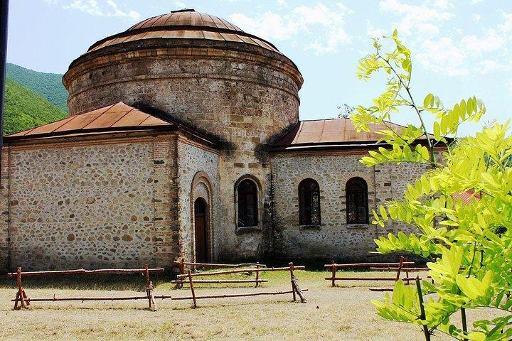 Independent multi-day Azerbaijan Tour