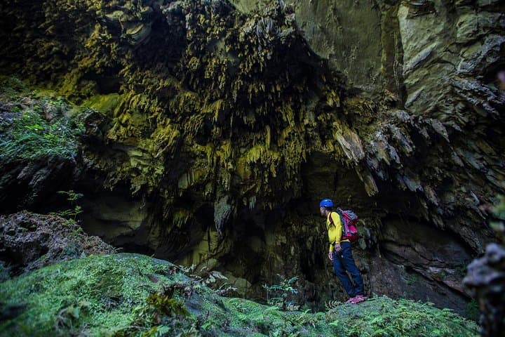 Hang Gieng Vooc Jungle Trekking And Hiking