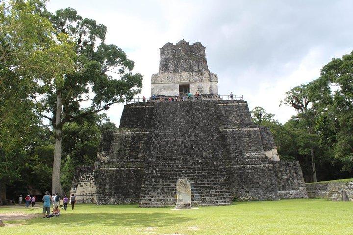 Tikal VIP Exclusive Tour All inclusive from Flores Guatemala