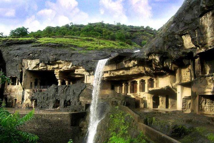 Private 2 Days Tour: Ajanta Ellora Caves and Aurangabad City