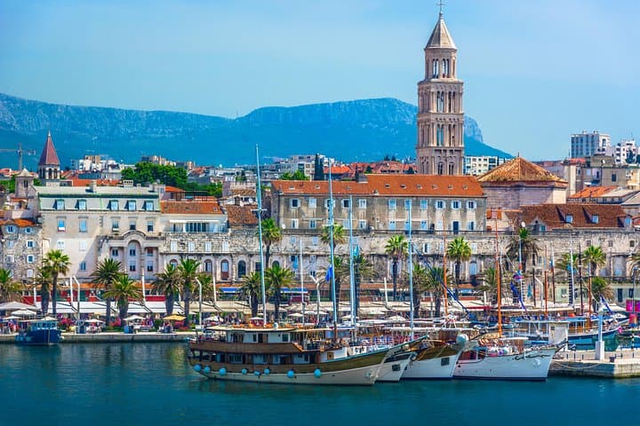 Private Transfer from Mostar to Split, Hotel-to-hotel, English-speaking driver