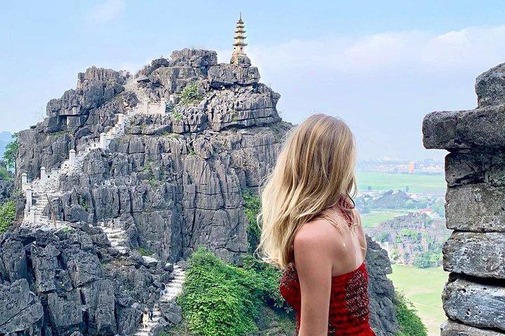 Ninh Binh Day Tour from Hanoi with Tam Coc Boat Trip & Mua Cave