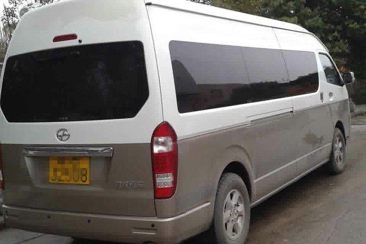 Private Transfer from Fenghuang Hotel to Zhangjiajie Train Station