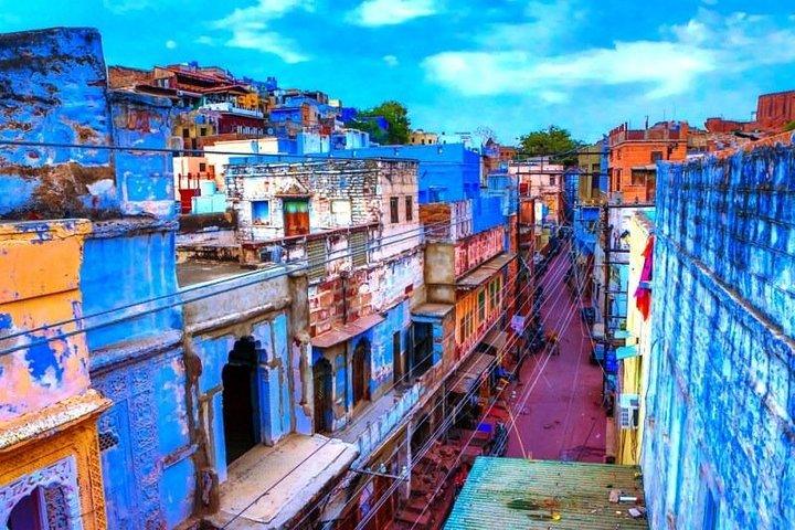 Private One Way Transfer From Mount Abu To Jodhpur in AC Vehicle