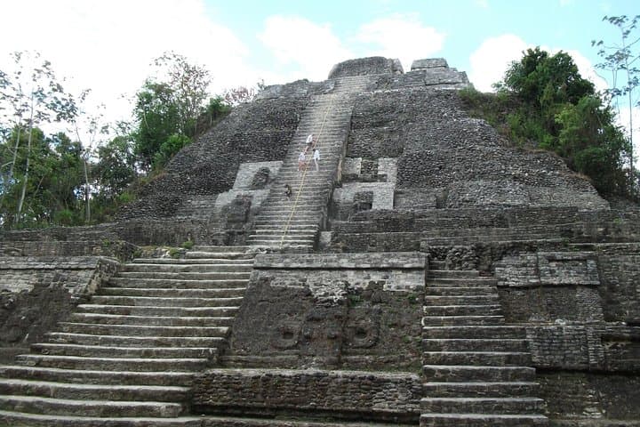 Lamanai Temples, River Wildlife Tour