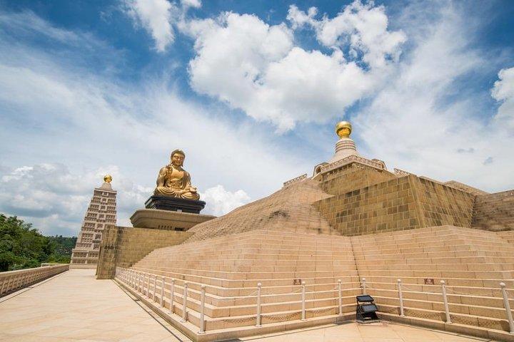 Private Classic Kaohsiung Day Tour