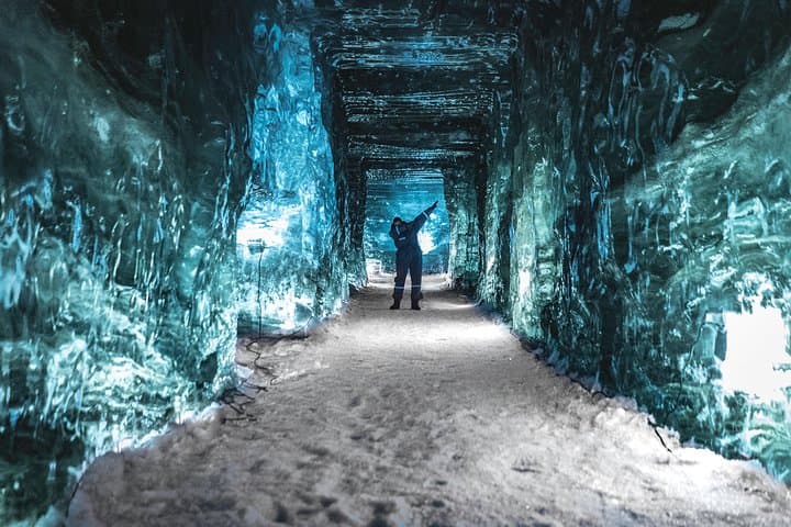 Gullfoss: Langjokull Glacier Ice Cave and Snowmobile Guided Tour