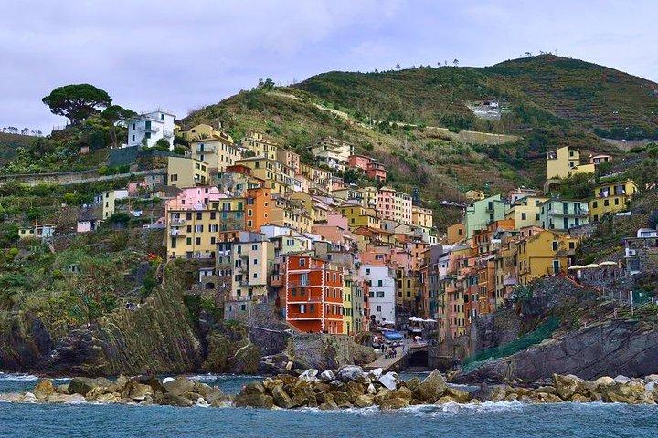 The Best of Cinque Terre Small Group Tour from Lucca