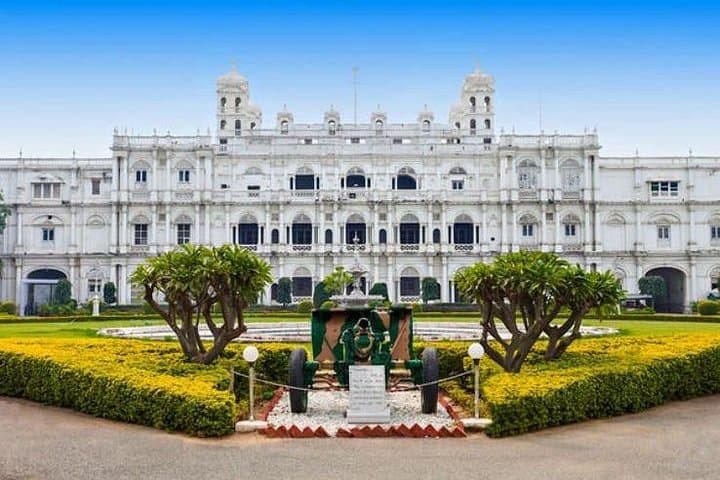 Gwalior tour with beautiful sites of historical monuments