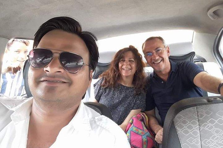 8 Hour: Lucknow Full day City Sightseeing Trip
