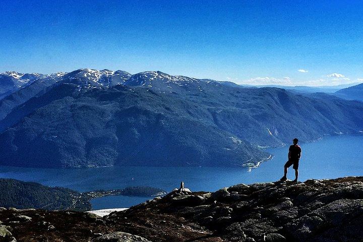 Private Full-Day Round Trip from Oslo to Sognefjord via Flåm Railway
