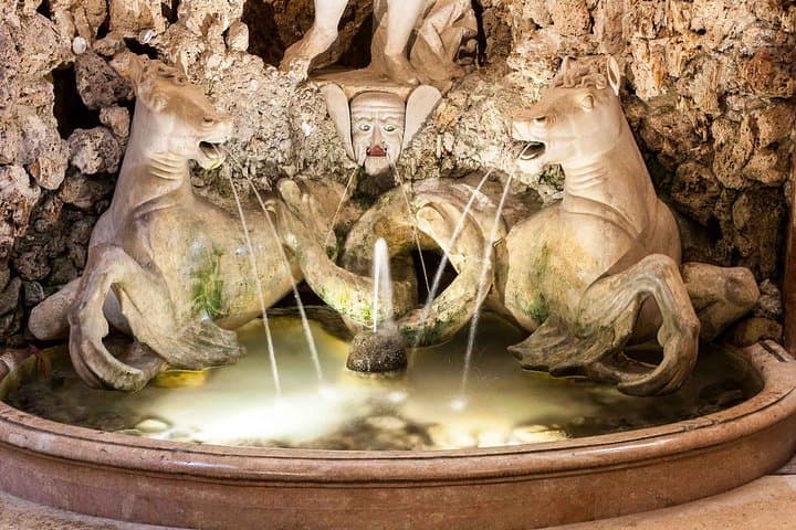 River Cruise to Hellbrunn, Palace & world-famous trick fountains
