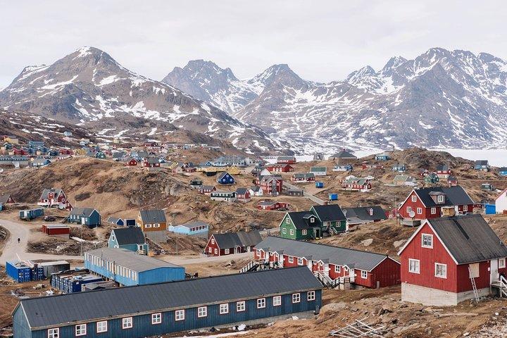 Private Walking Nuuk Cultural Christmas Heritage Tour