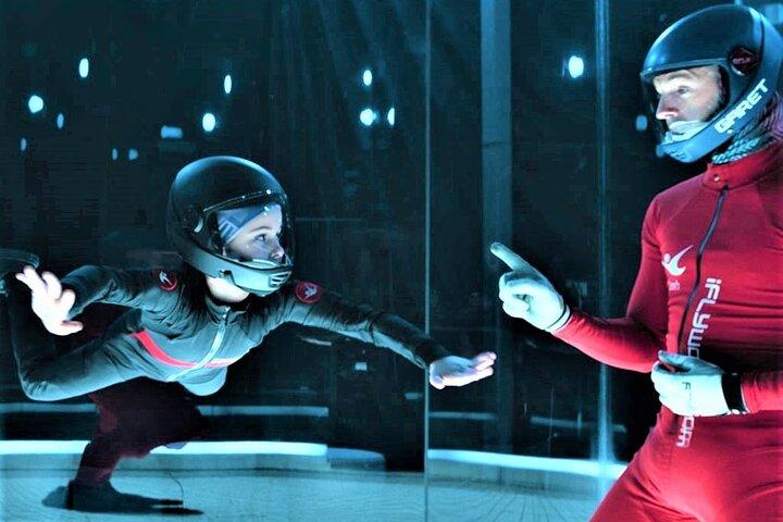 Cincinnati Indoor Skydiving Experience with 2 Flights & Personalized Certificate