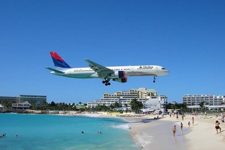 Shared Departure Transfer from Hotel to St Maarten Airport