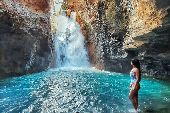 La Leona Waterfall Hike