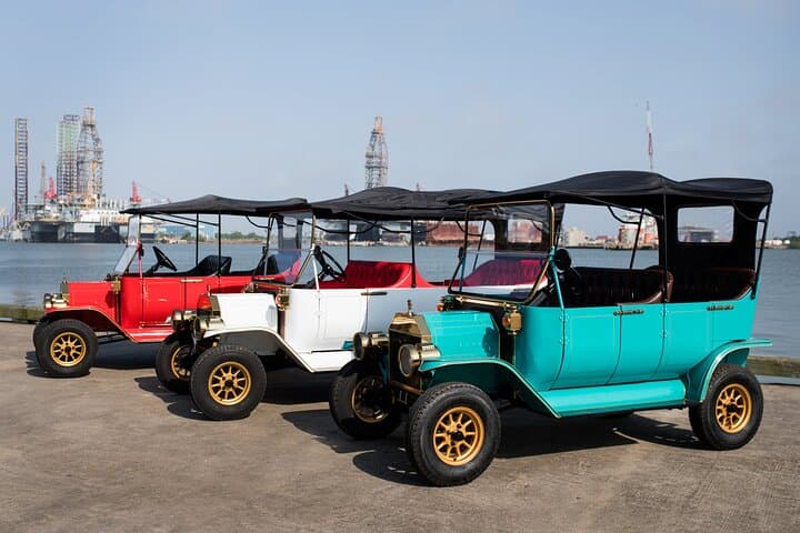 Replica 1908 Model-T Electric Golf Cart Rental