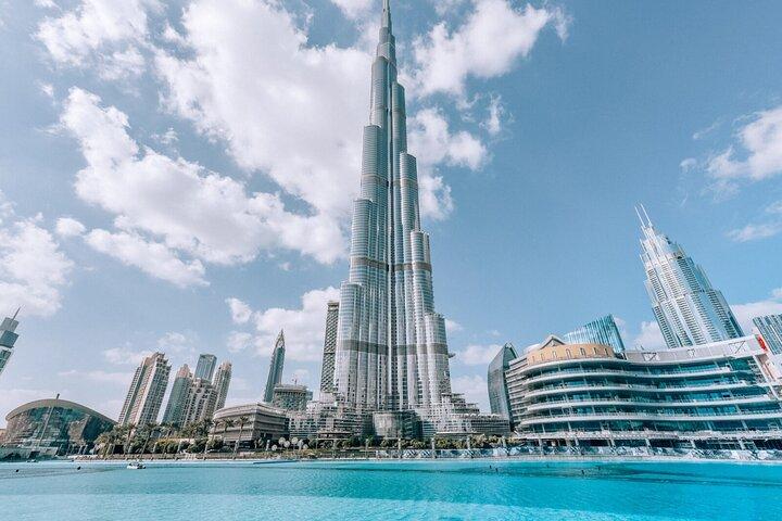 Burj Khalifa Level 124 & 125 and Sky Views with Glass Slide Ride