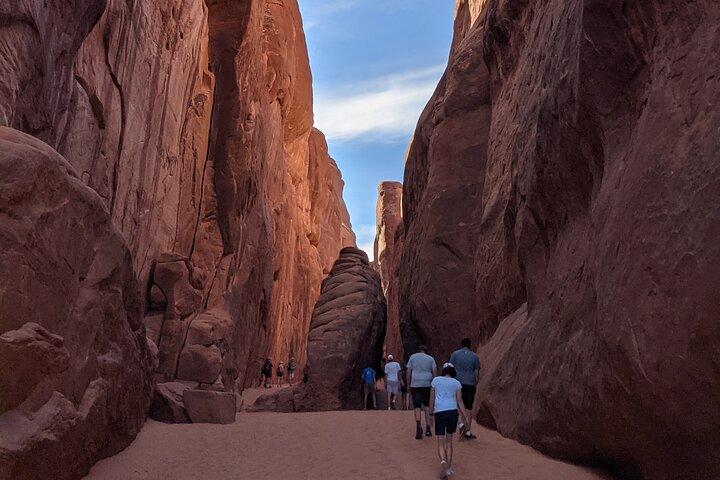 Immersive Arches Walking Tours | More Stops, More Tour Options