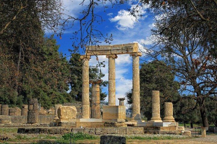 Private local tour of the archaeological site and museum of Olympia
