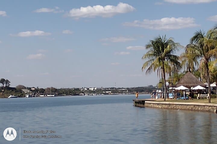 Brasilia in 2 Hours – City Tour for Passengers in Connexão