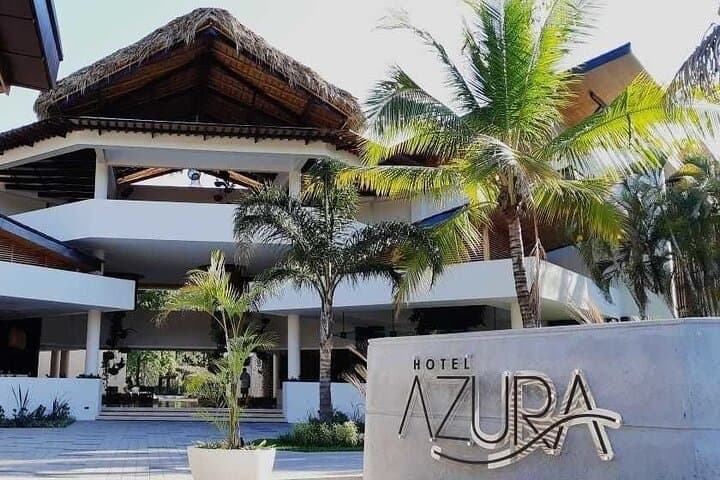 Shuttle From San Jose Airport To Playa Samara and Playa Carrillo
