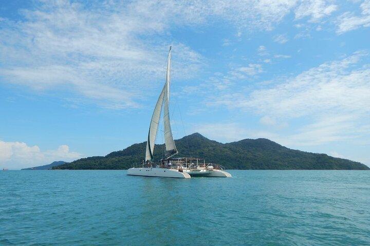 All-inclusive 8-hour catamaran tour to Isla Taboga from Panama City