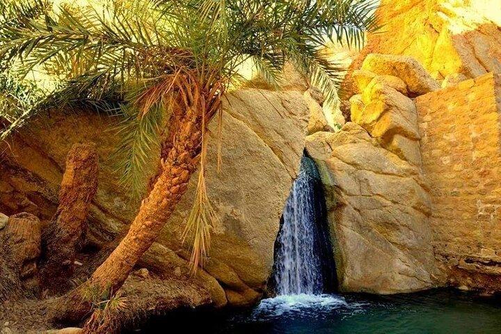 The Tunisian South between Oasis and Mountain: 3 Days / 2 Nights Douz and Tozeur