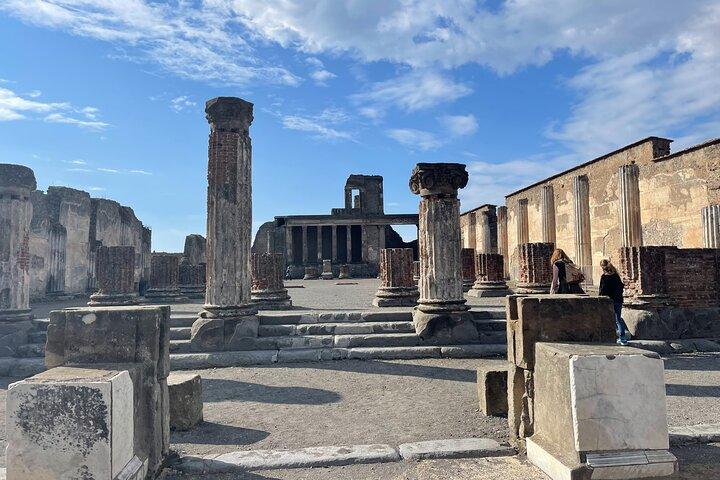 Pompeii Skip-the-Line Entry Small Group Guided Tour