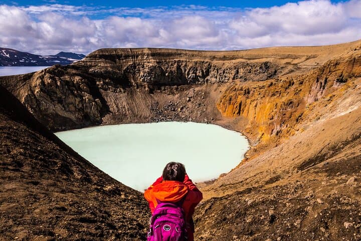 Private Askja Caldera and Viti Crater 4x4 Tour from Lake Myvatn