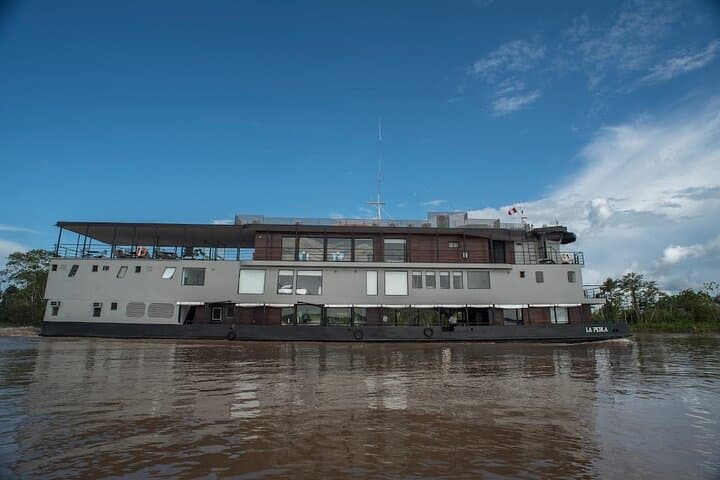 4-Day Amazon Jungle Expedition Cruise on La Perla