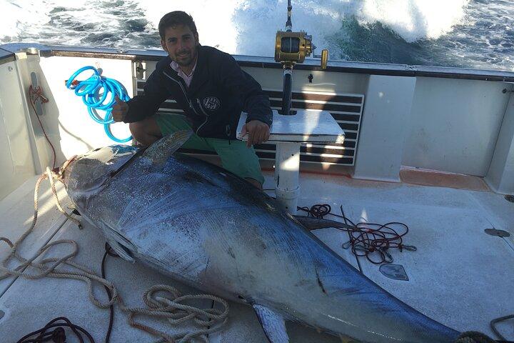 Full-Day Private Fishing Charter for Tuna