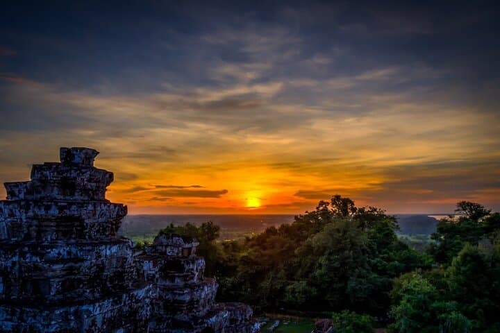 Angkor Wat full Day 'Small Group with sunset & Tour Guide