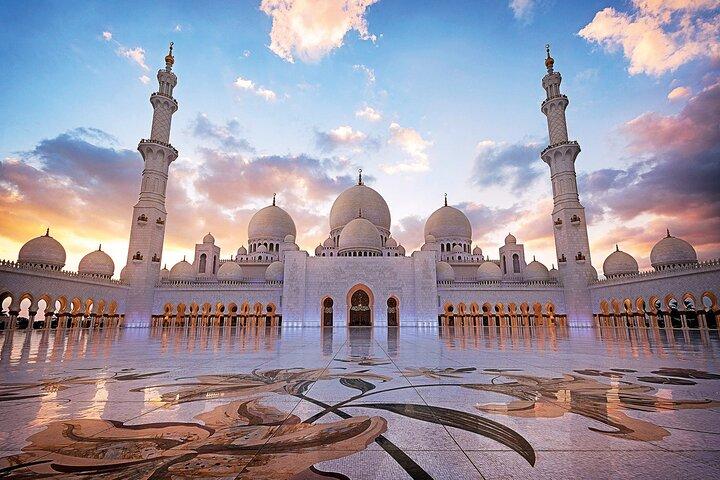 Full Day Private Abu Dhabi City Tour in SUV Car