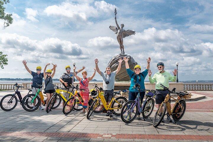Electric Bike Art and Architecture Guided Tour in Jacksonville