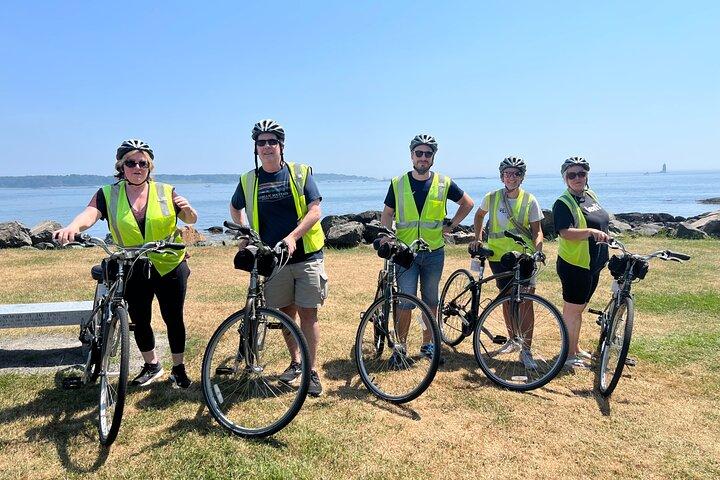 Private Bike Tour: Coastal + Seaside Private Custom Experience