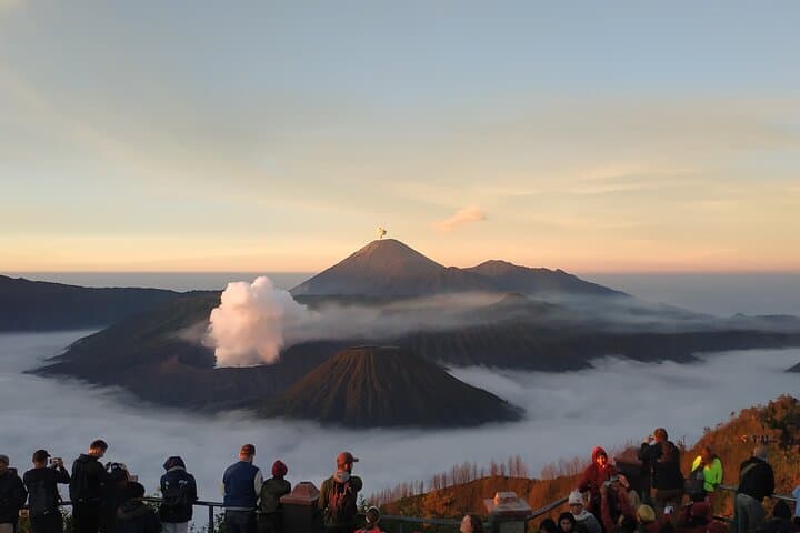 Start From Surabaya: Mount Bromo Sunrise Shared Guided Tour