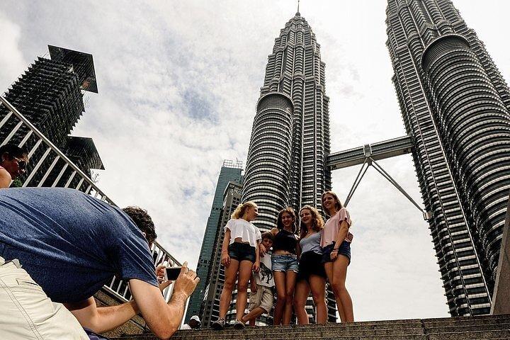 Petronas Twin Tower Entry (E-Ticket) With Skybridge Access