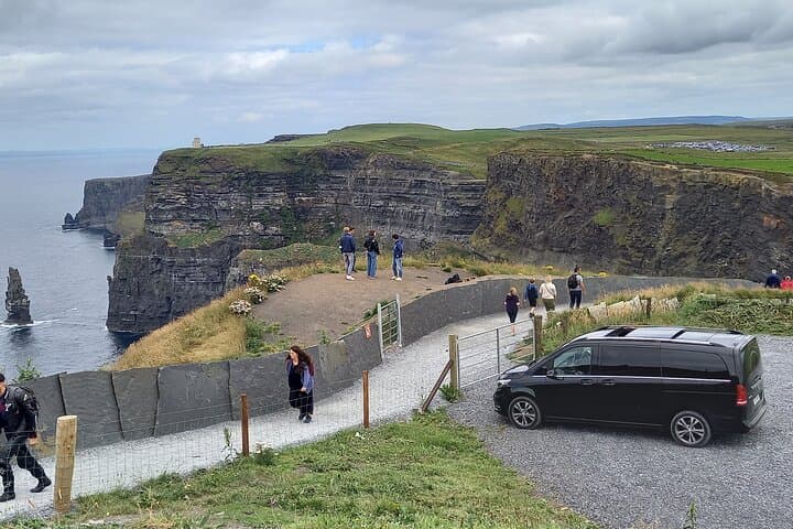 Private Cliffs of Moher & Wild Atlantic Way Tour -Transfer