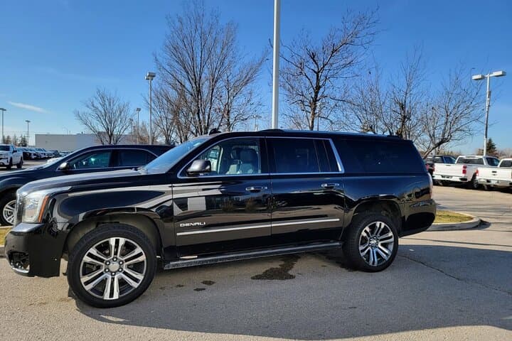 Private Transfer from Winnipeg Airport to Winnipeg Accommodation