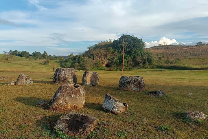 3 days tour from plain of jars to Luang prabang