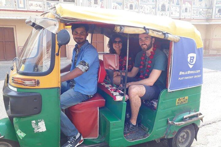 Private Jaipur Tuk Tuk Tour with Hotel Pickup
