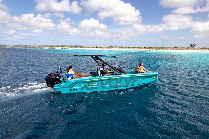 Private 2 hour boat excursion along the coast
