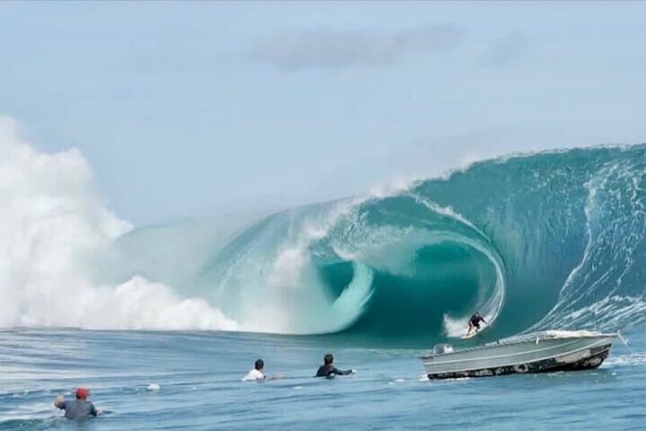SHARED TOUR: Tahiti, Full day WITH Taxi Boat (Teahupoo)